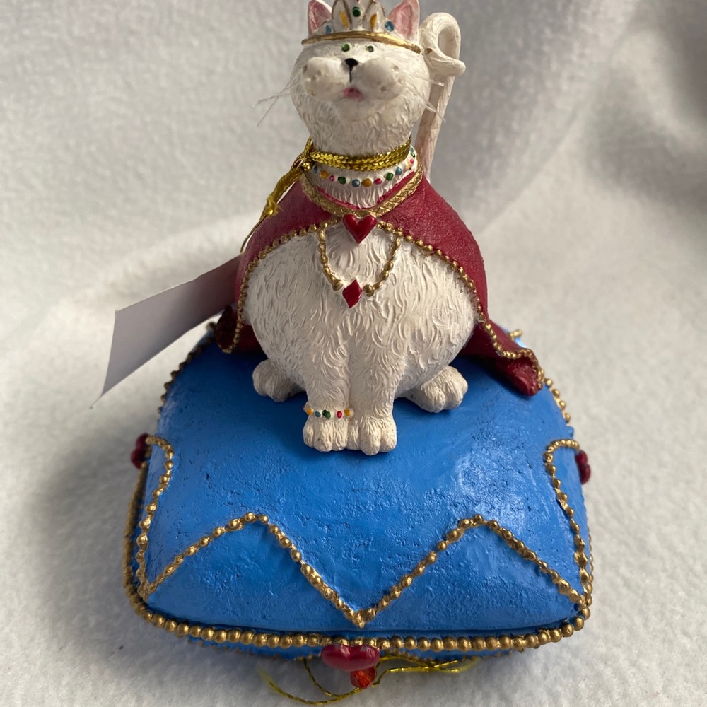 Kathy Hatch Collection Royalty Crowned Cat Pillow Trinket Jewelry Box Holder